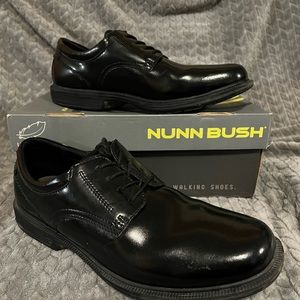 Nunn Bush Men’s Dress shoes, Size 13m used once. Still in original box.